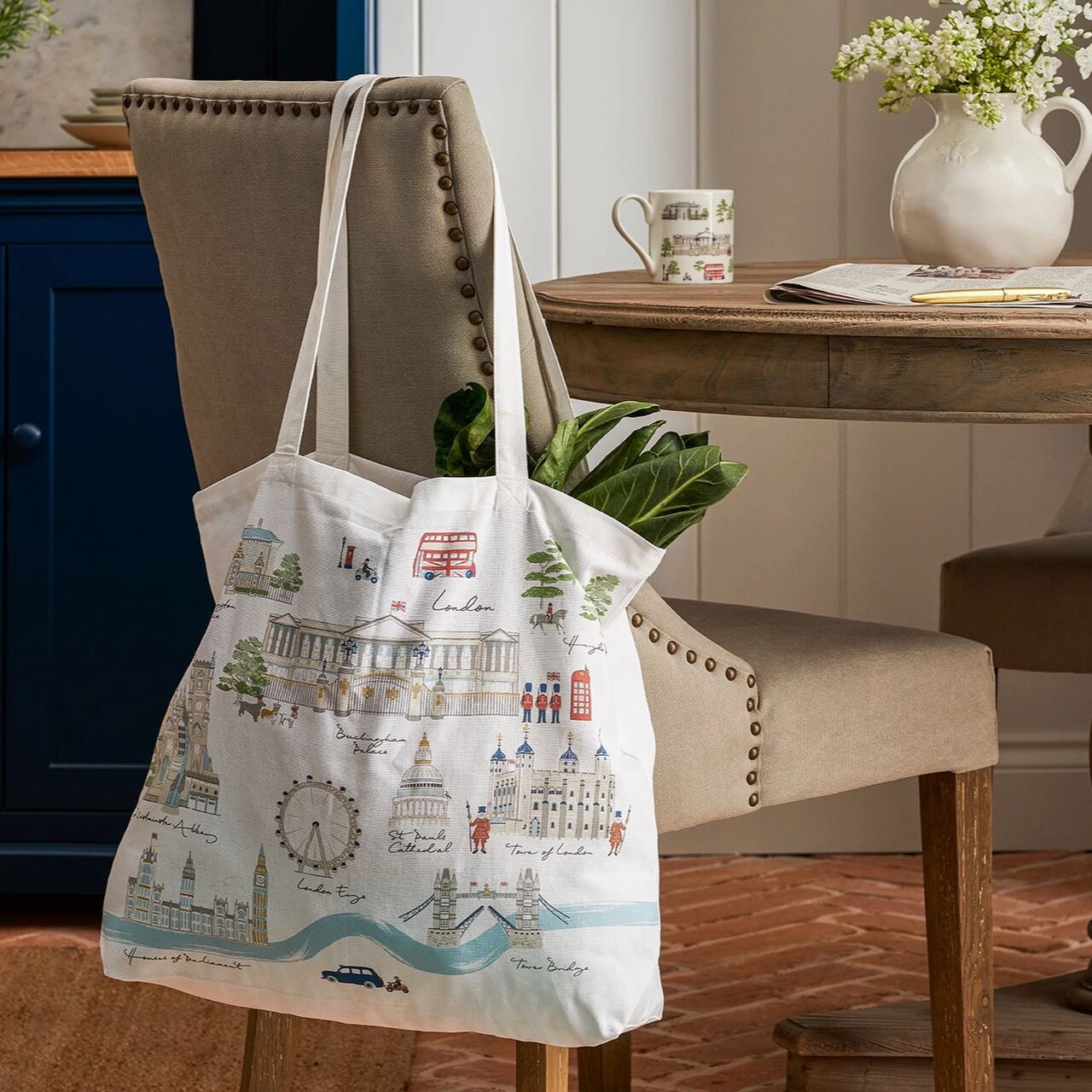 London | Tote Bag | von Sophie Allport | aus England