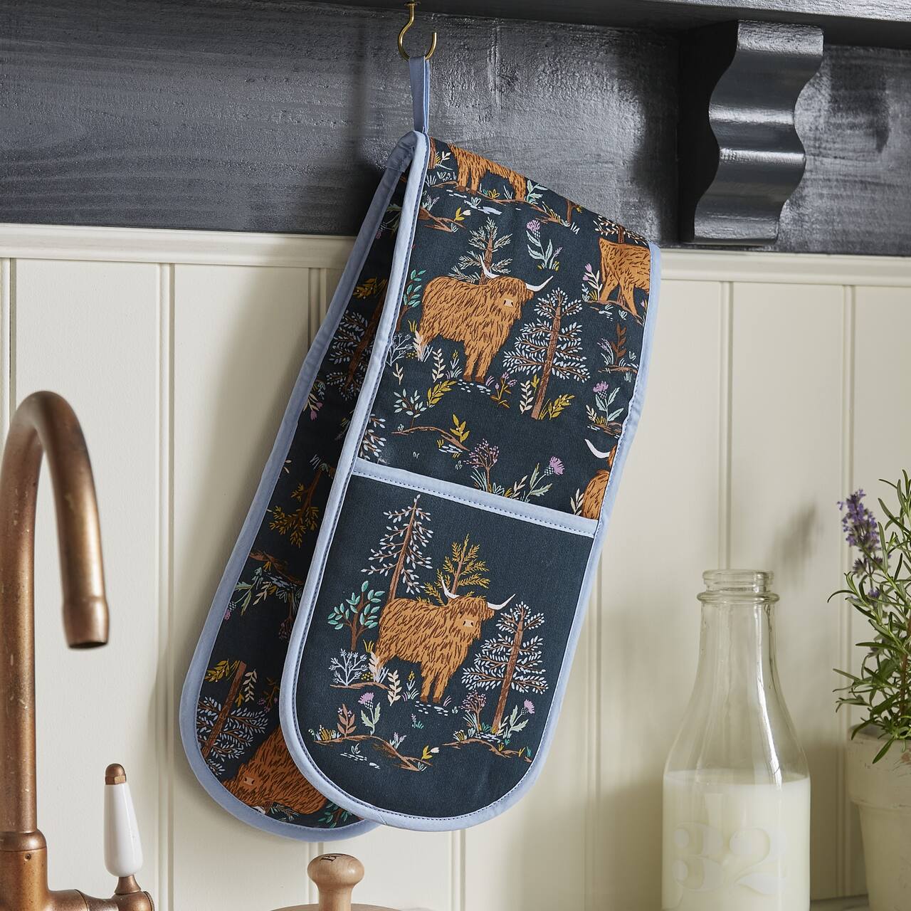Doppelter Ofenhandschuh | Schottland-Design Connie the Cow