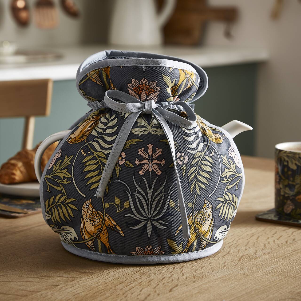 Tee-Muff von Ulster Weavers | William Morris-Design Finch & Flower - Finken & Blüte