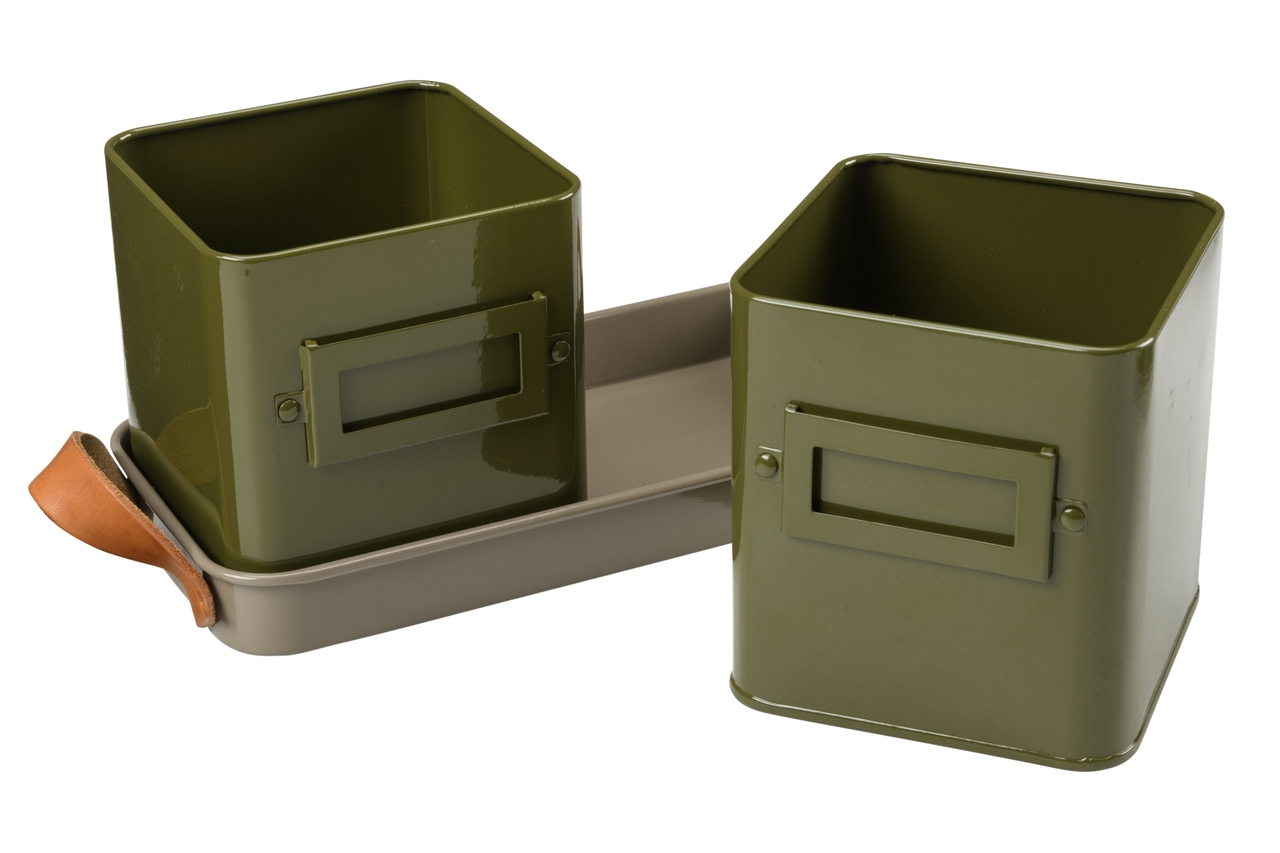 Kräutertöpfe aus Metall, olivfarben pulverbeschichtet | Tablett in Trüffel